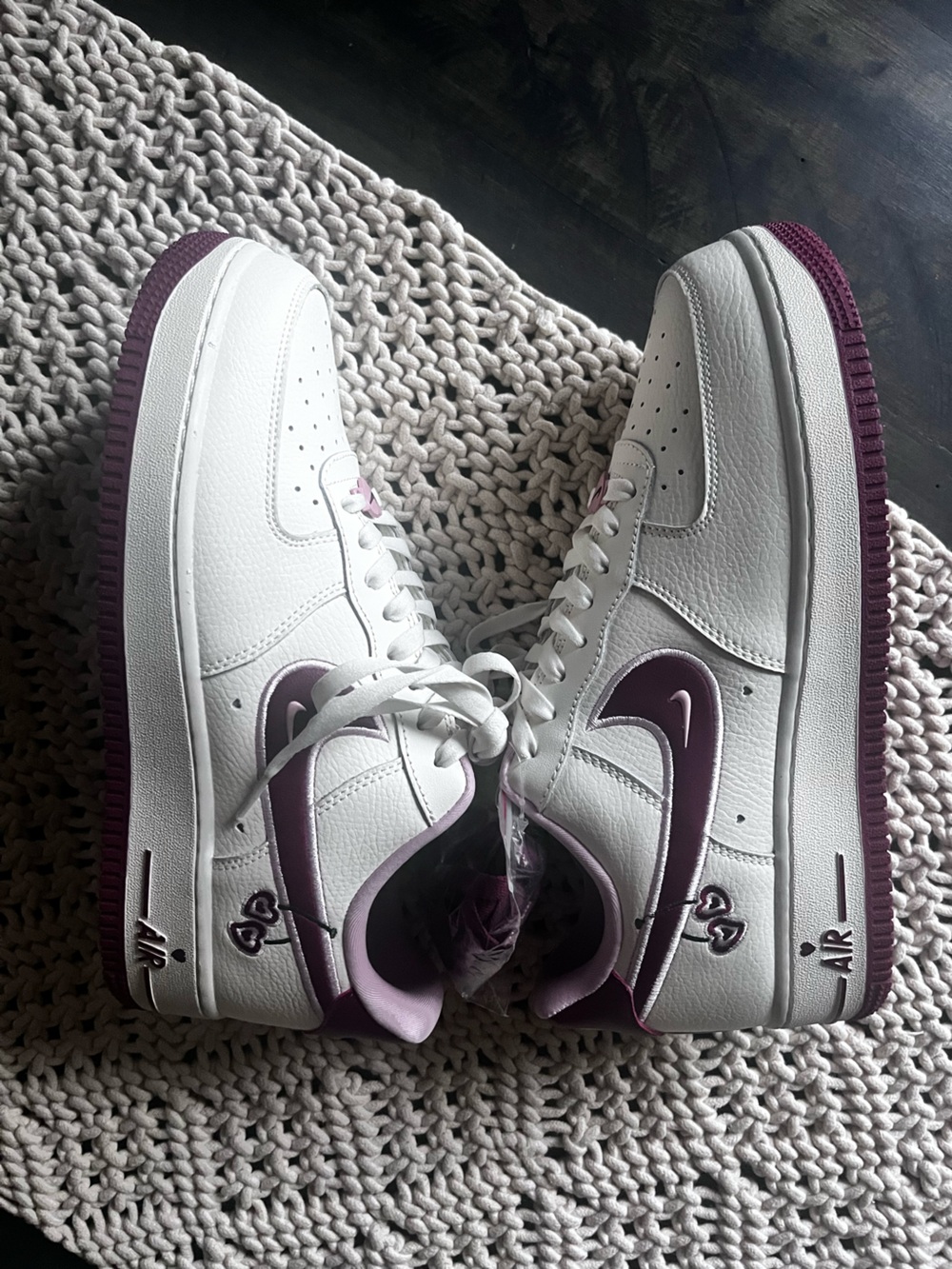 Nike Women's Air Force 1 Low 'Valentine's Day 2023' sneaker size 9 NWOB